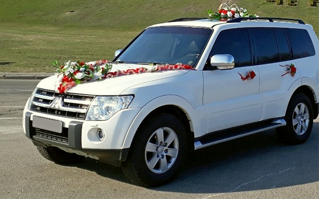 Аренда Mitsubishi Pajero 4 на свадьбу Чернигов